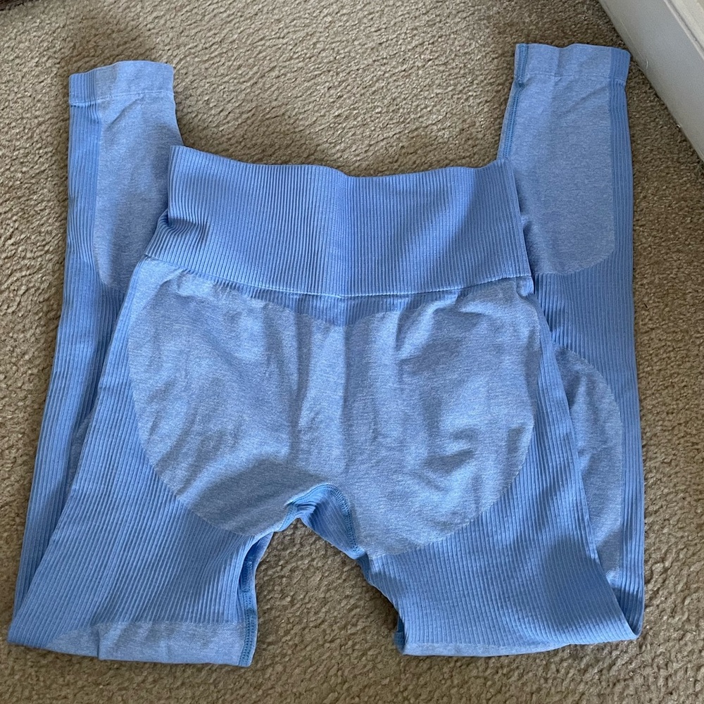🤍3/$15 Blue Workout Leggings SZ M
